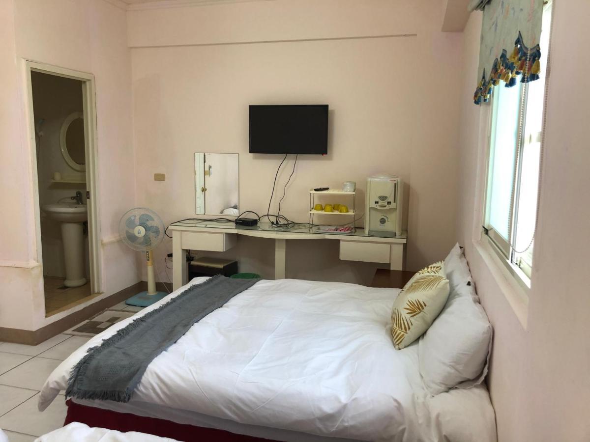 Chia Yun Homestay 羅東鎮 エクステリア 写真